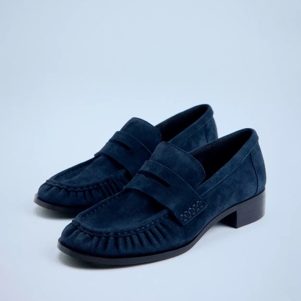 ZARA SUEDE RUCHED LOAFERS